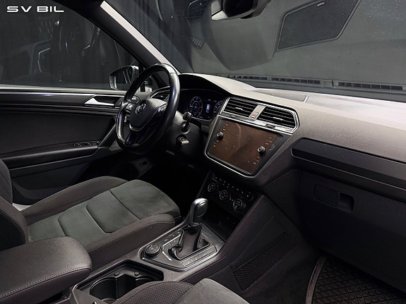 Volkswagen Tiguan 14 of 30