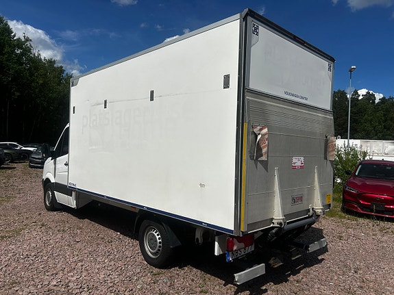 Volkswagen Crafter 3 of 5