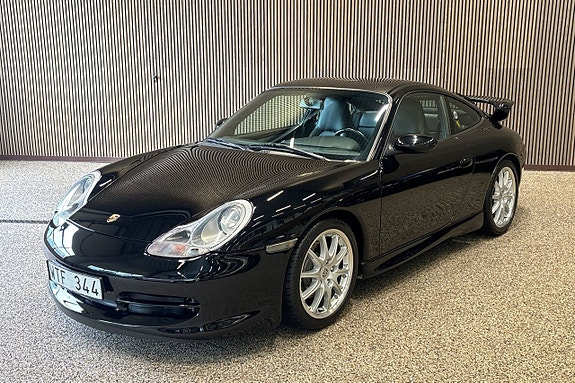 Porsche 911 2 of 5