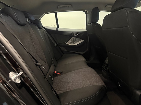 BMW 120 7 of 18
