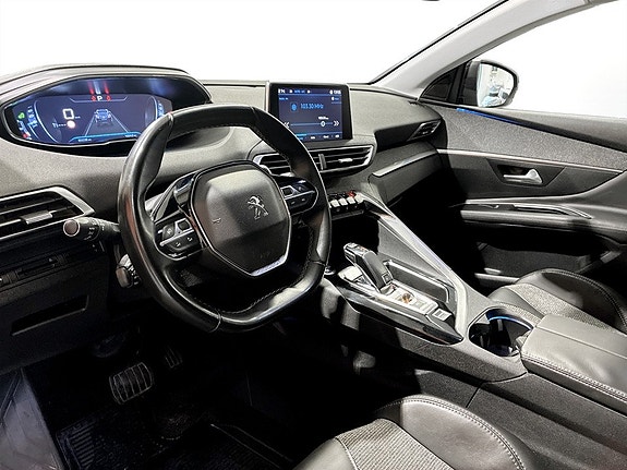 Peugeot 3008 4 of 5