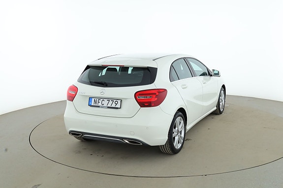 Mercedes-Benz A180 5 of 5