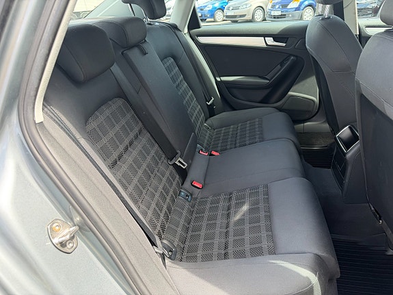 Audi A4 13 of 15