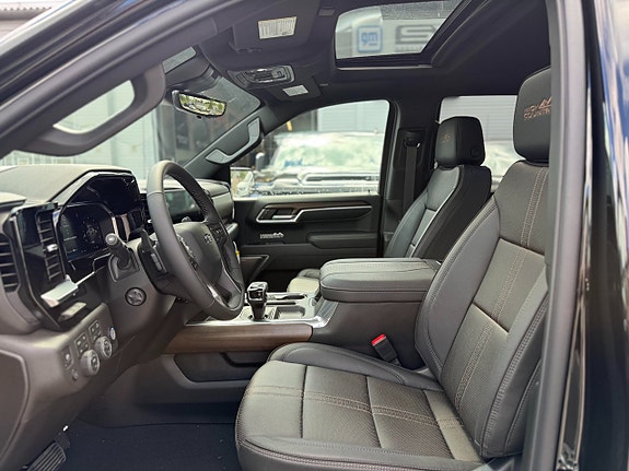 Chevrolet Silverado 1500 6 of 9