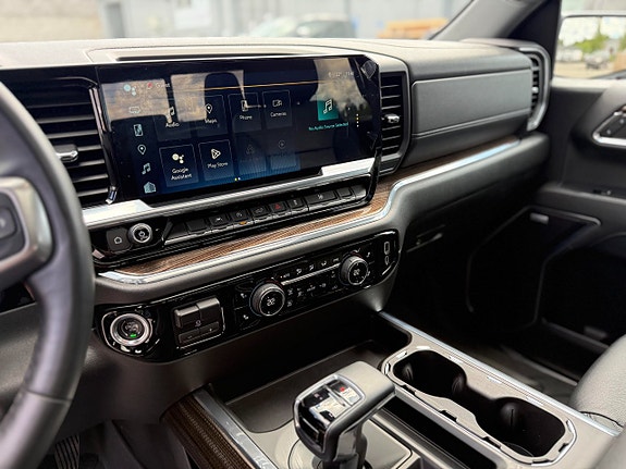 Chevrolet Silverado 1500 9 of 9