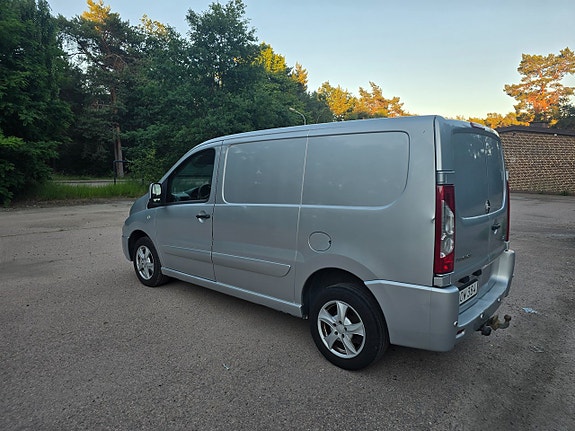 Peugeot Expert 8 of 13