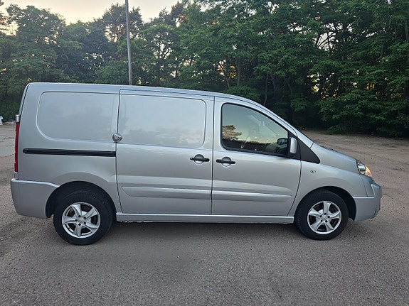 Peugeot Expert 5 of 5