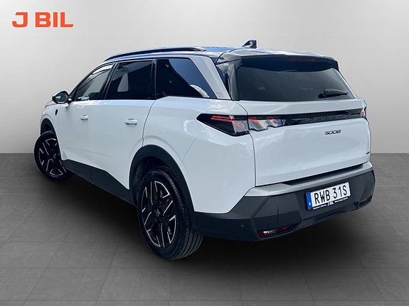 Peugeot 5008 3 of 5