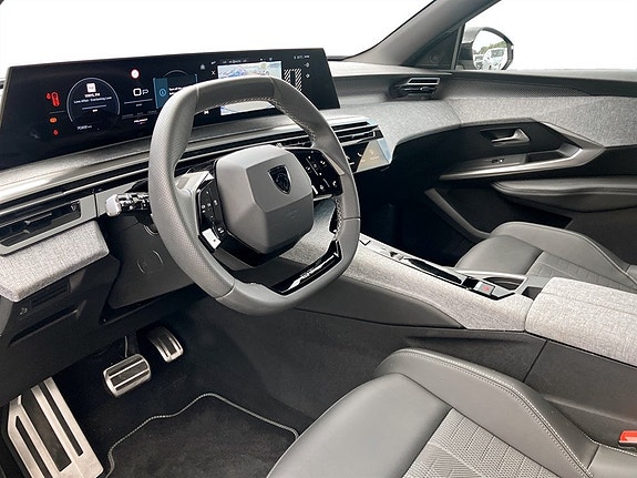 Peugeot 5008 4 of 5
