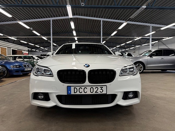 BMW 530d 2 of 5