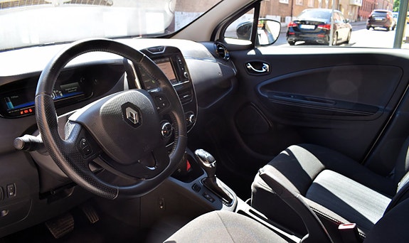 Renault Zoe 9 of 13