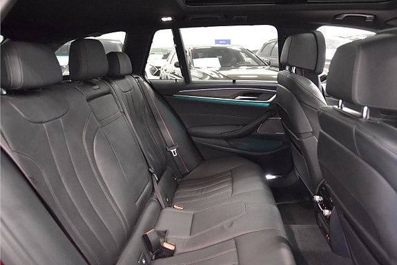 BMW 520 15 of 27
