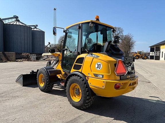 Volvo L20H lastmaskin, snabbgående, 1300 tim, nyskick 7 of 7