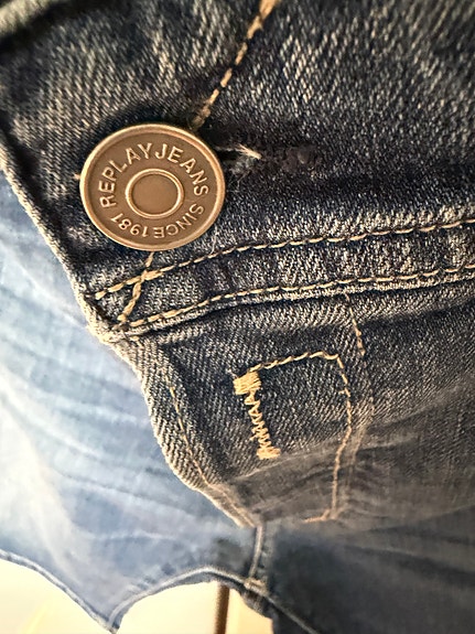 Product image 4 of 16