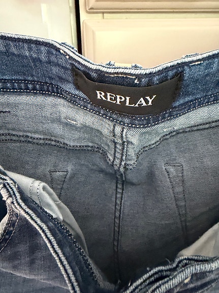 Product image 2 of 16