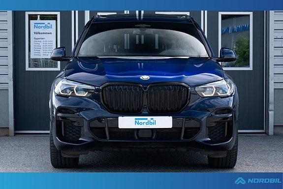 BMW X5 3 of 5