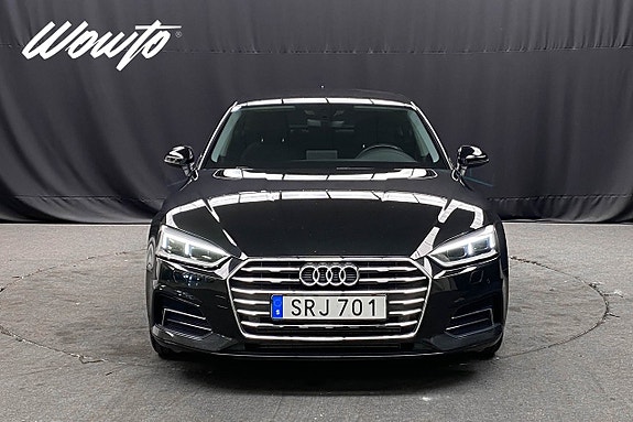 Audi A5 2 of 19