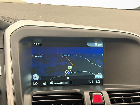 Volvo XC60 17 of 30