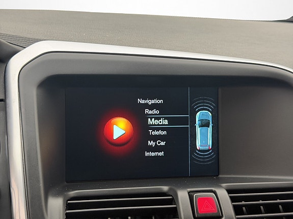 Volvo XC60 19 of 30