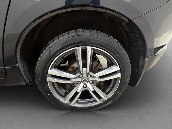 Volvo XC60 30 of 30