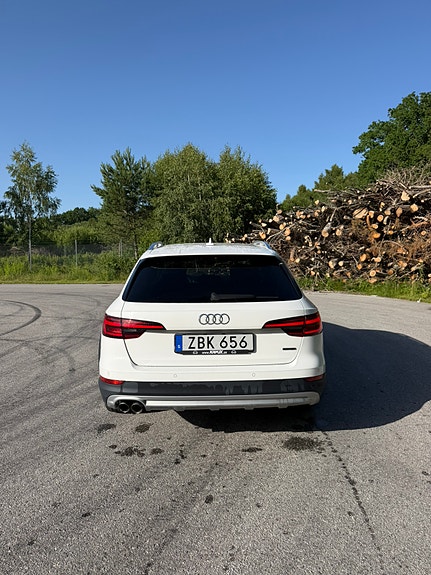 Audi A4 allroad 3 of 5