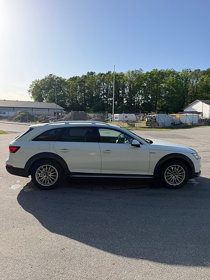 Audi A4 allroad 5 of 5