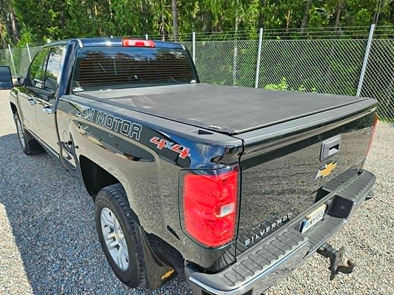 Chevrolet Silverado 1500 6 of 10