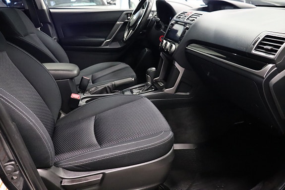 Subaru Forester 15 of 23