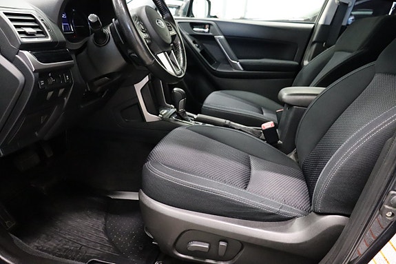 Subaru Forester 14 of 23