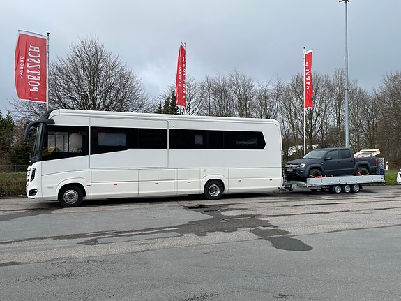 Morelo Empire Liner 110 GSO (SlideOut, Garaget till Mini Cooper) 15 of 20