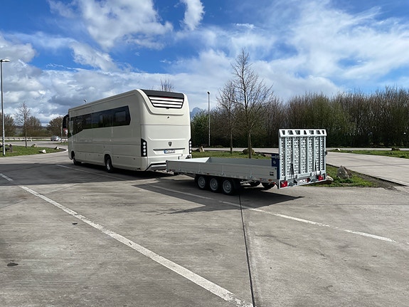 Morelo Empire Liner 110 GSO (SlideOut, Garaget till Mini Cooper) 16 of 20