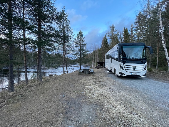 Morelo Empire Liner 110 GSO (SlideOut, Garaget till Mini Cooper) 20 of 20