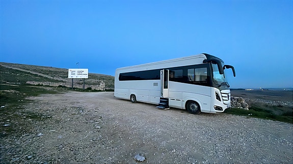 Morelo Empire Liner 110 GSO (SlideOut, Garaget till Mini Cooper) 3 of 20