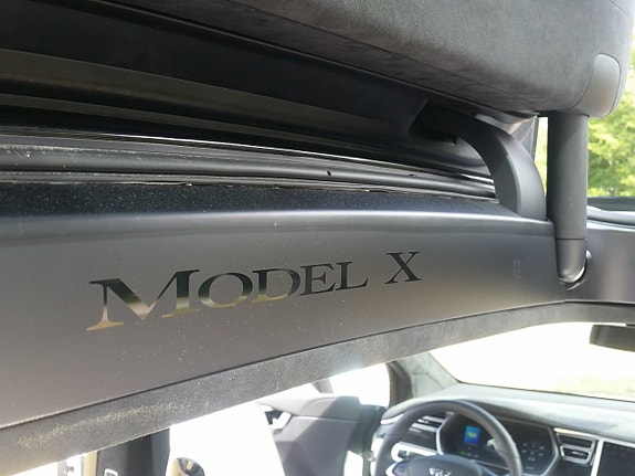 Tesla Model X 18 of 30