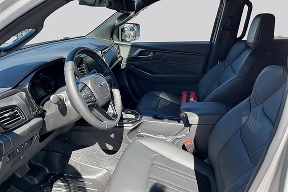 Isuzu D-max 8 of 14