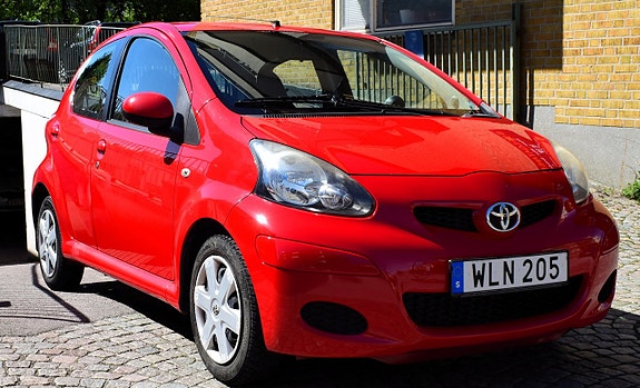 Toyota Aygo 4 of 5