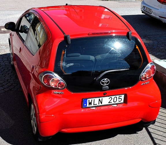 Toyota Aygo 8 of 10