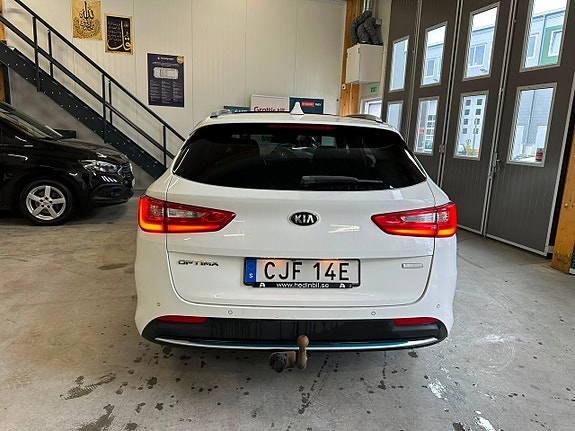 Kia Optima 8 of 27