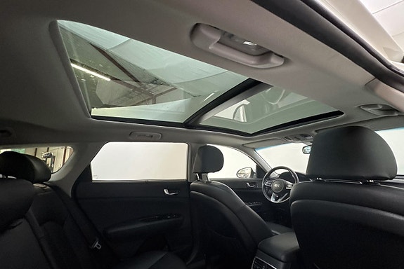 Kia Optima 13 of 27