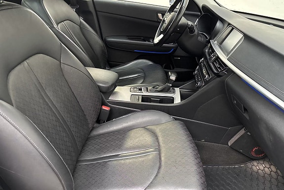 Kia Optima 10 of 27