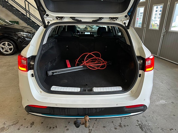 Kia Optima 9 of 27
