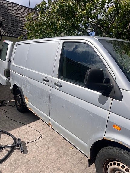 Volkswagen Transporter 3 of 5