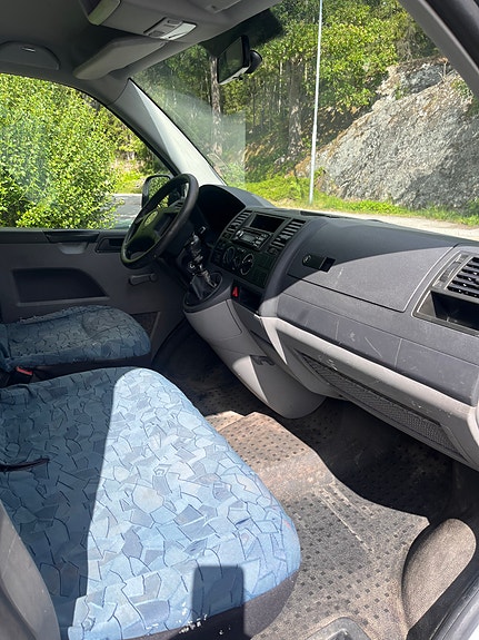 Volkswagen Transporter 2 of 5
