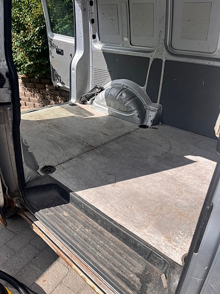 Volkswagen Transporter 4 of 5