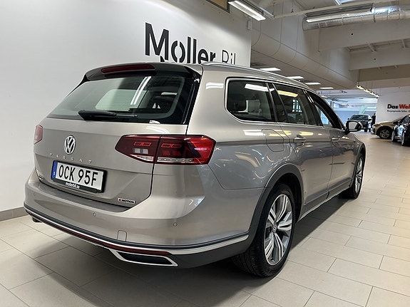 Volkswagen Passat Alltrack 5 of 5