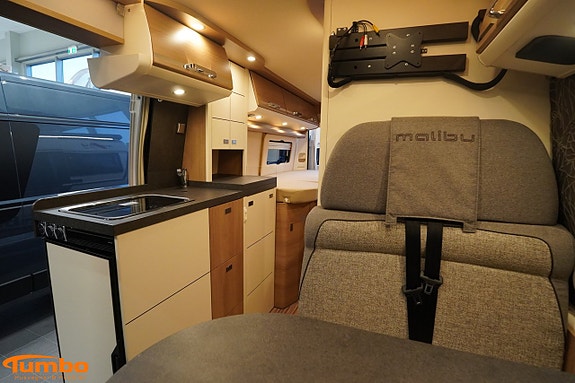 Malibu VAN 640 LE RB GT skyview Pop up Automat 9G 180hk 5 of 21