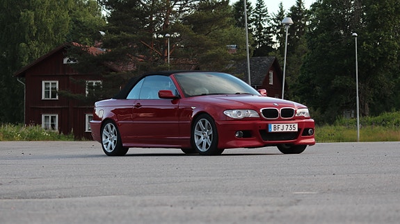 BMW 330Ci 4 of 5