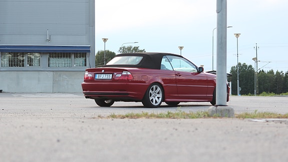 BMW 330Ci 6 of 26