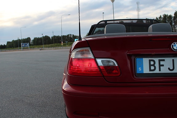 BMW 330Ci 12 of 26