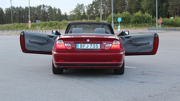 BMW 330Ci 26 of 26